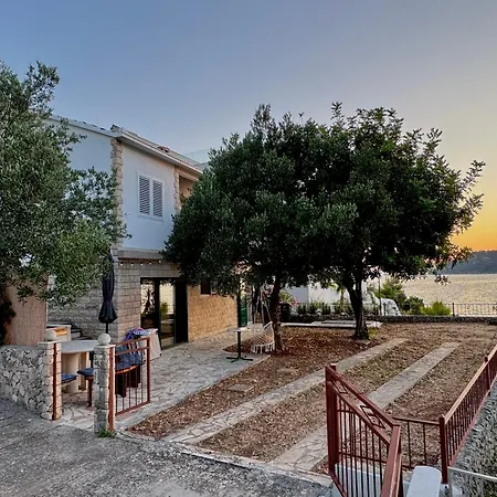 Azzurro Paradiso בית נופש Ražanj